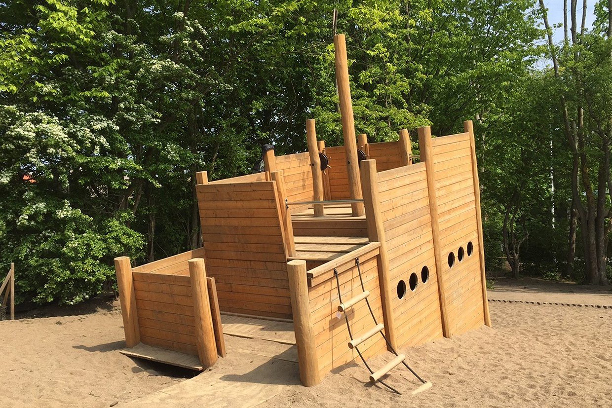 Sawscapes Play - Robinia Play Equipment