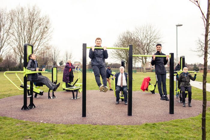 double pull up bar