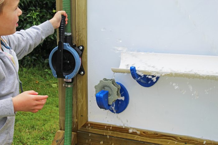 water wall on wheels