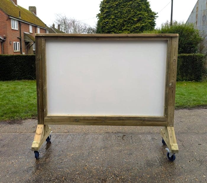 whiteboard on wheels